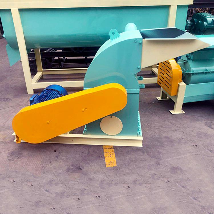 新型玉米秸稈粉碎機(jī)